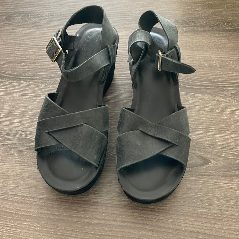 Cork ease shoes